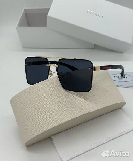 Продаются солнцезащитные очки