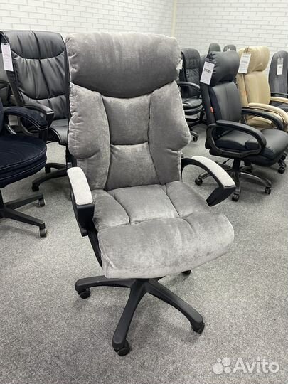 Компьютерное кресло