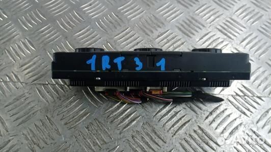 Блок управления печки и климат-контроля skoda octa