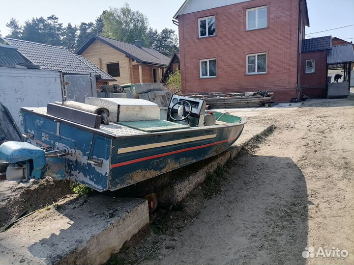 Лодка водомет