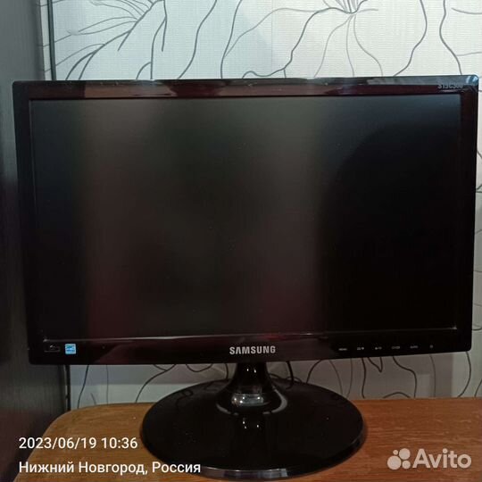 Монитор Samsung 18.5 дюйма