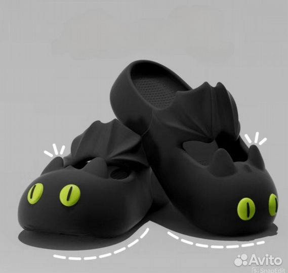 Резиновые тапочки дракон беззубик