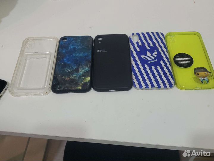 iPhone XR 128gb интересует обмен