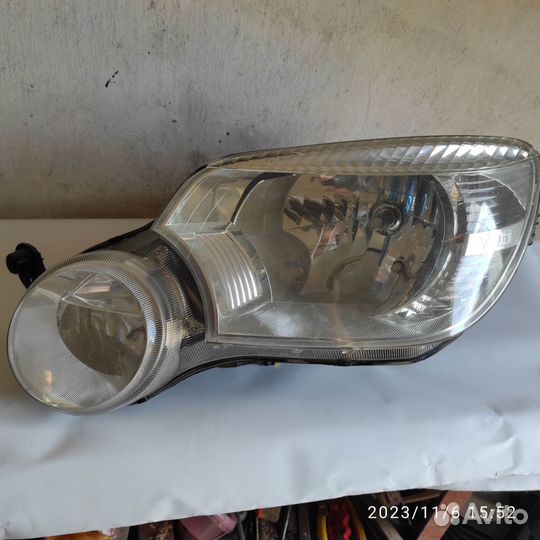 Фара skoda yeti