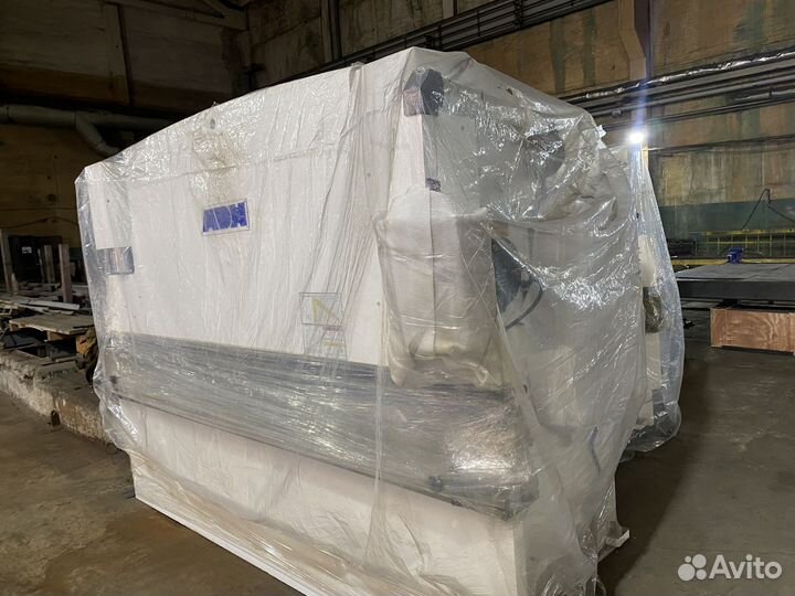 Пресс гидравлический гибочный WC67-30/1600 E21