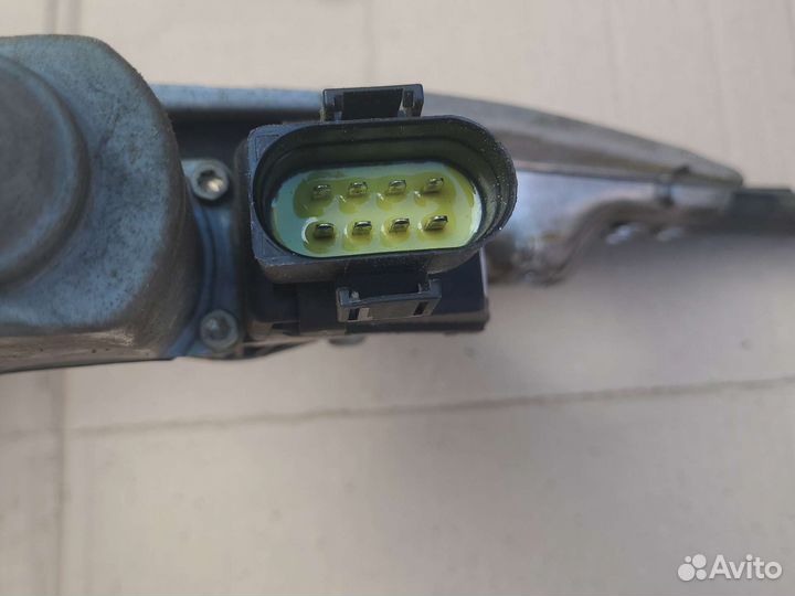 Стеклоподъёмник задний левый (правый) Audi A6 C5