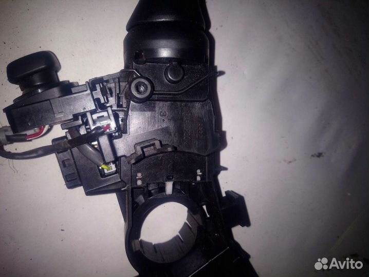 Подрулевой переключатель Toyota camry 40