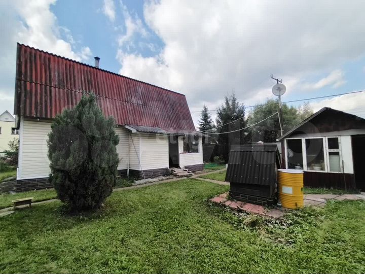 Дом 82,6 м² на участке 8 сот.