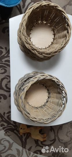 Кашпо из искусственного ротанга