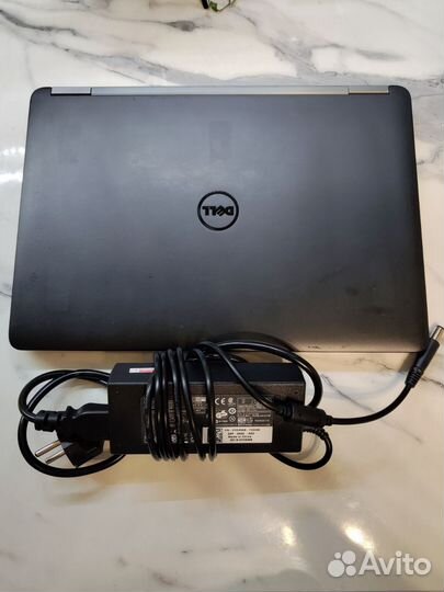Dell Latitude E7270