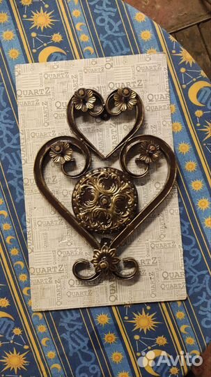 Ключница настенная металлическая