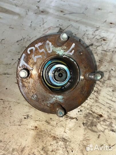 Ступица левая Chevrolet Aveo T250 1.4