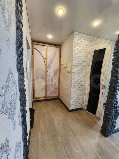 1-к. квартира, 30 м², 5/5 эт.