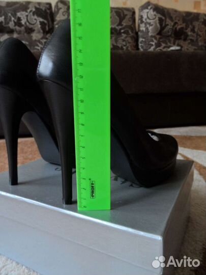 Туфли женские 37 размер новые