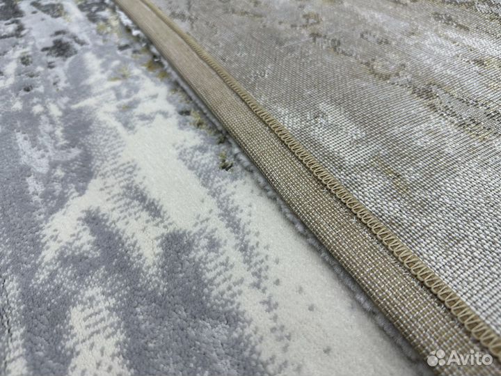 Ковер 1.6х2.3 современный