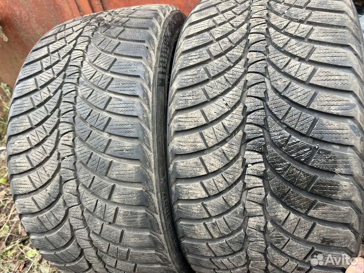 Kumho WinterCraft WP71 275/35 R19 100V