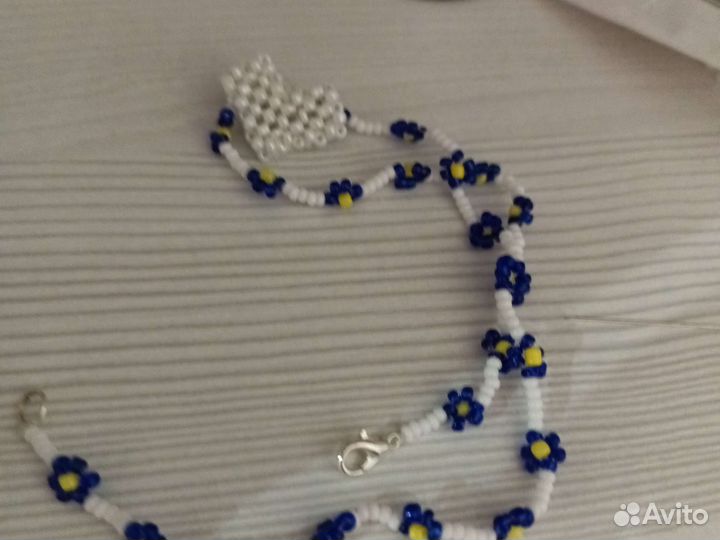 Ожерелье с цветами