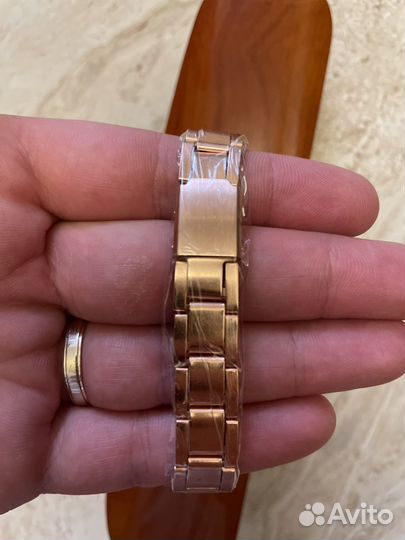 Часы женские