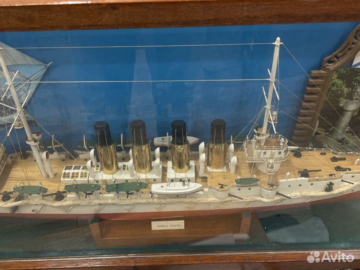 Модель крейсер 