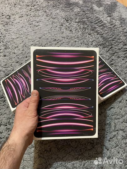 Apple iPad pro 12,9 и 11 2022 m2
