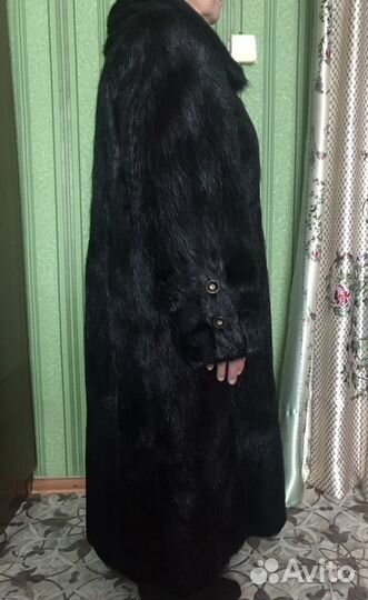 Шуба нутриевая, новое состояние