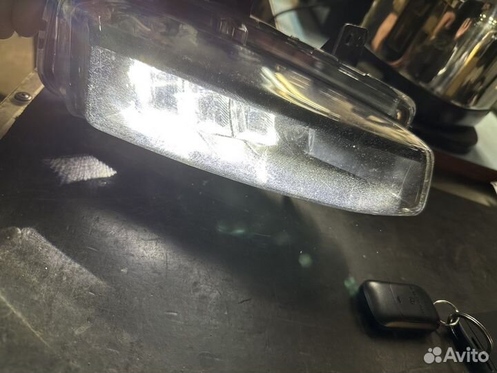 Птф передняя правая land rover range rover evoque