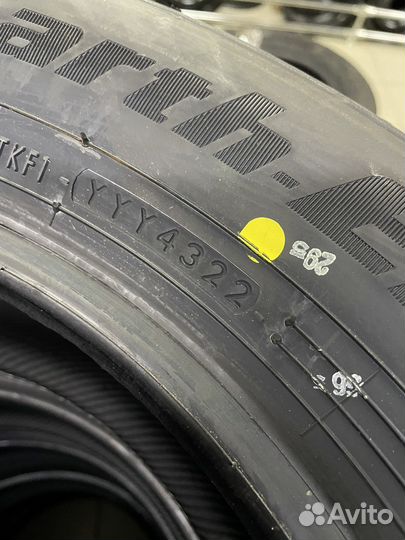 Yokohama BluEarth-ES ES32 215/60 R16 99V