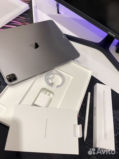 iPad pro 12.9 6 поколение
