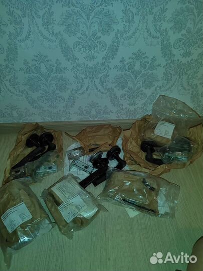 Комплект дверных ручек