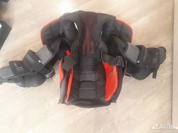 Нагрудник вратарский CCM eflex 2.9 INT L