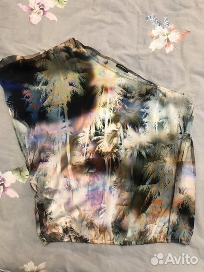 Одежда 48 р