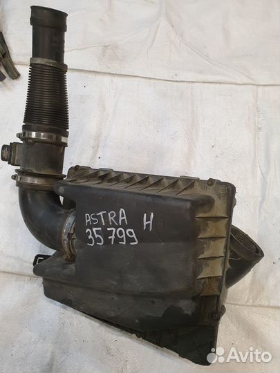 Корпус воздушного фильтра Opel Astra H