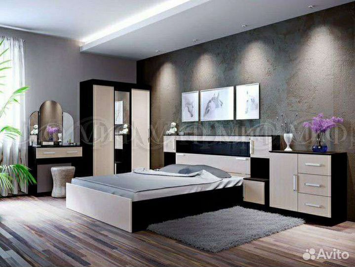 Спальный гарнитур