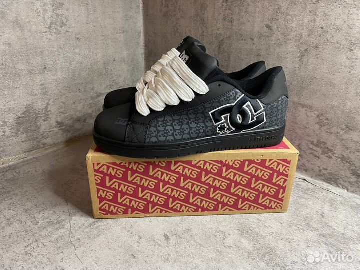 Дутыши Dc shoes Type (dvs osiris vans globe )