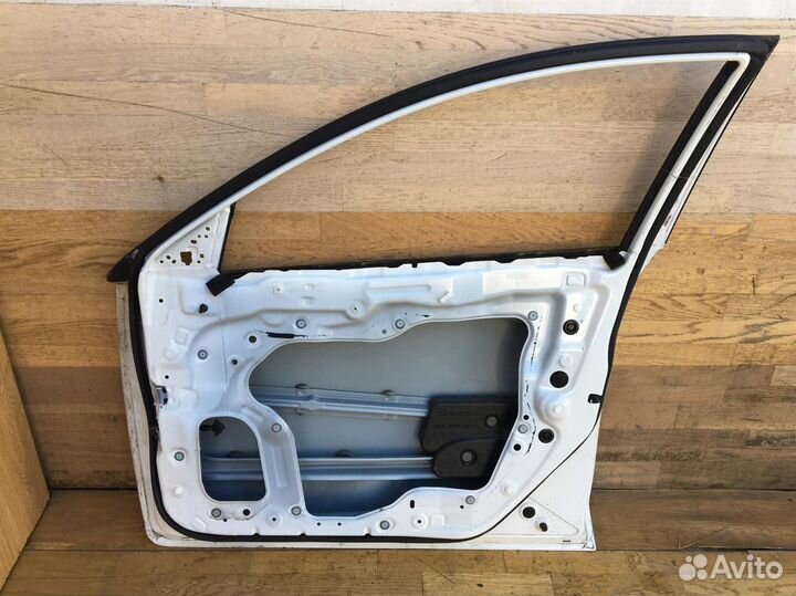 Дверь передняя правая Mazda 3 BL рест седан