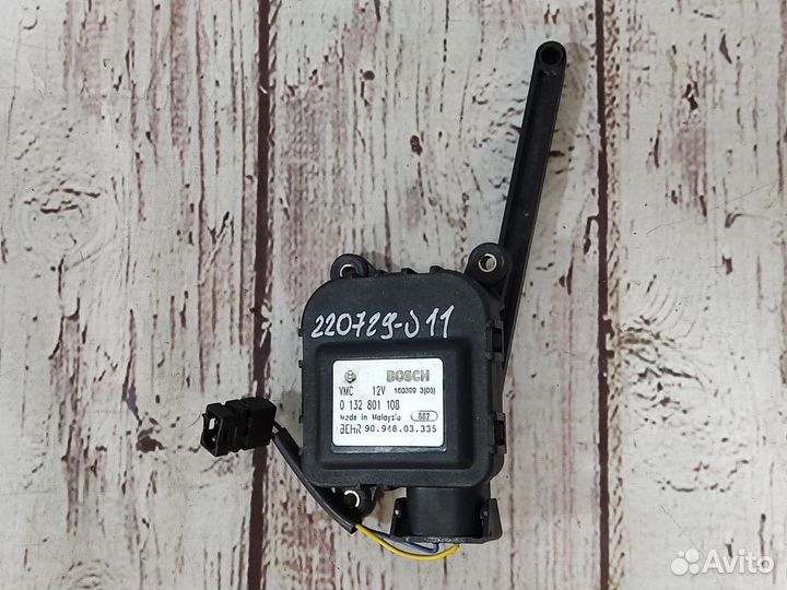 Моторчик заслонки отопителя E W210