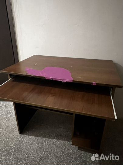Компьютерный стол
