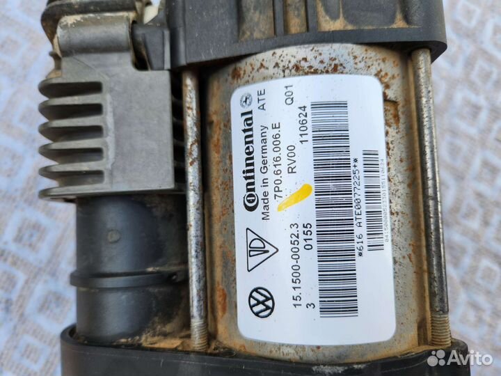 Компрессор пневмоподвески VW Touareg 7P0616006E NF