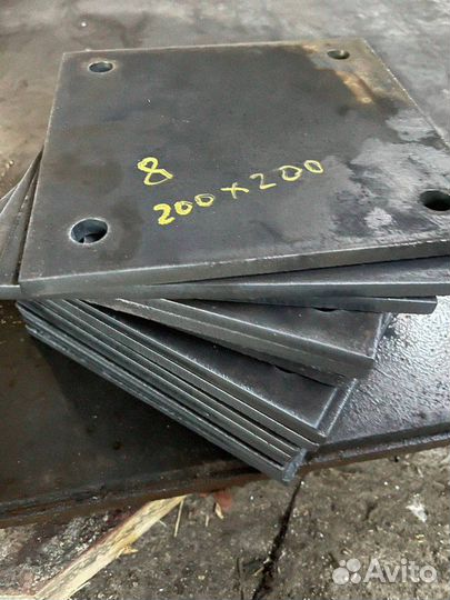 Пластины из металла закладные