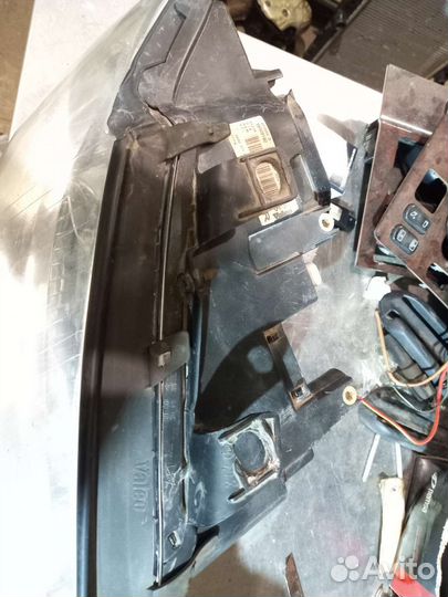 Фары передние Audi A4 B6