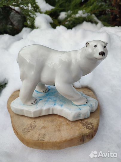 Статуэтка Белый медведь фарфор подарок сувенир