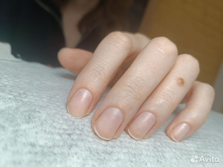 Маникюр, педикюр, наращивание ногтей