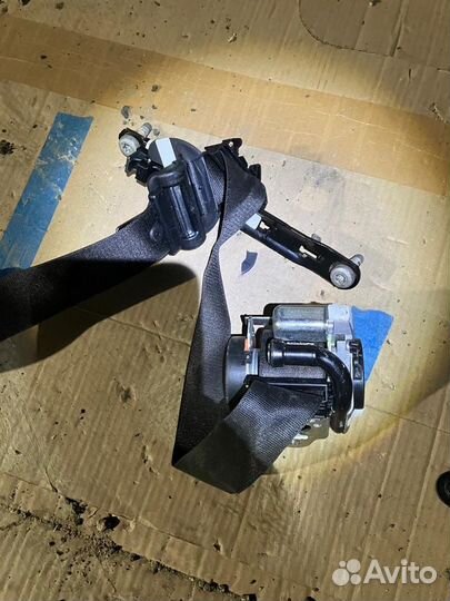 Ремень безопасности передний R Maserati Levante