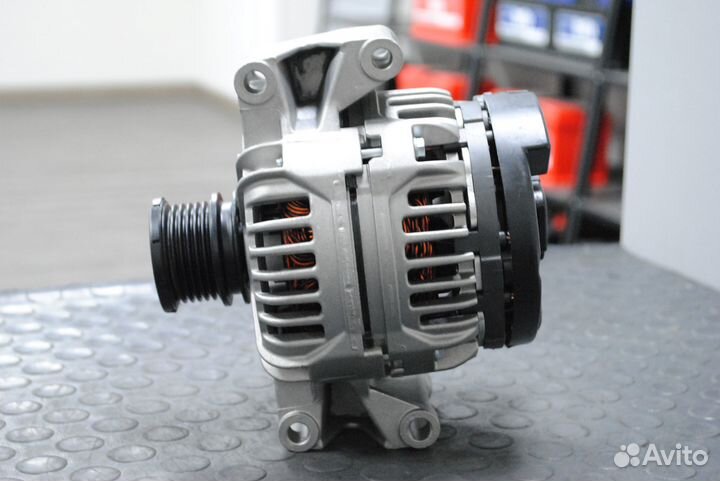 Генератор Mercedes Benz Sprinter 2.1 CDi 90А