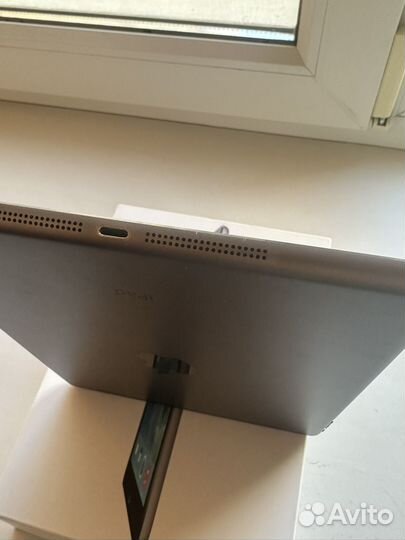Планшет apple iPad air 1