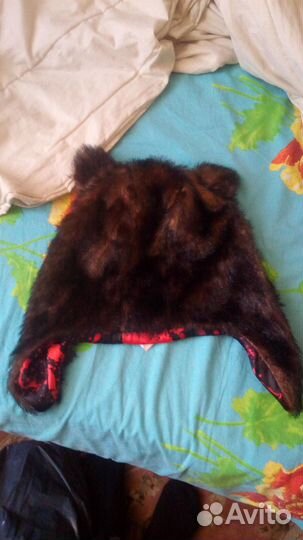 Шапка с глазами