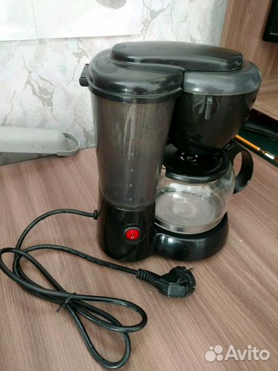 Продам кофеварку Maxwell