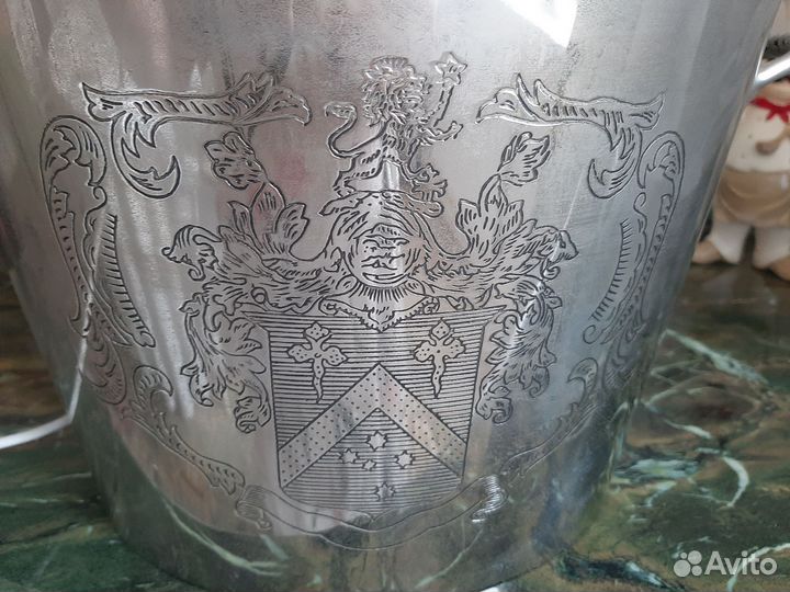 Ведерко для шампанского