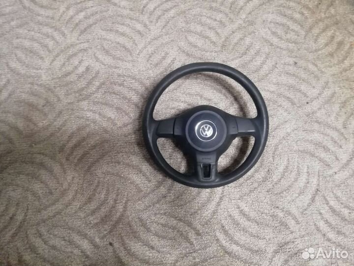 Руль на Volksvagen polo с подушкой безопасности