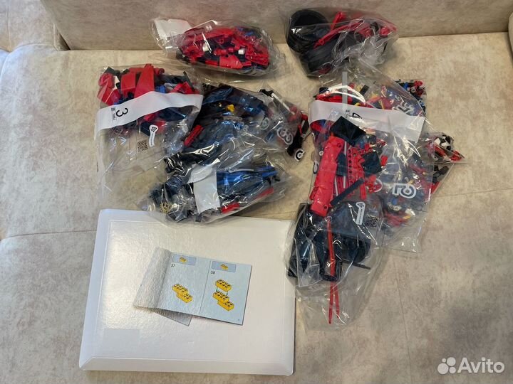 Конструктор lego Technic 42125 Ferrari 488 GTE 